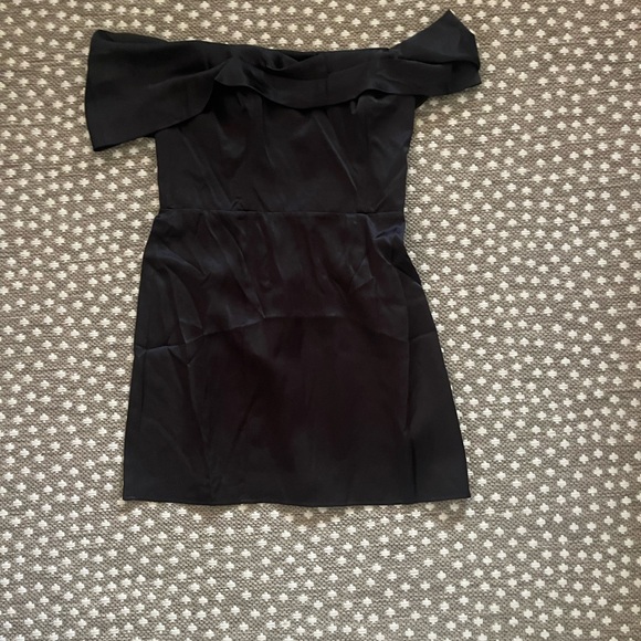 NWOT Reformation Lanelle 100% silk black mini dress size 8 - Picture 2 of 5